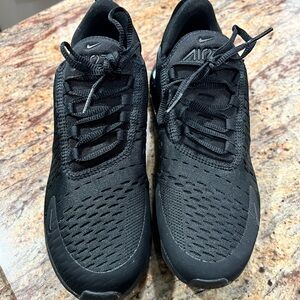 Nike 270 Black Athletic Shoes with Cushioned Sole